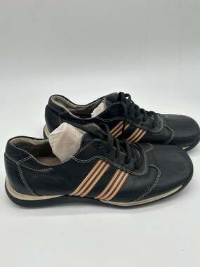 Vintage Skechers Collection Leather Sneakers Made in Italy Black Tan Retro Indie
